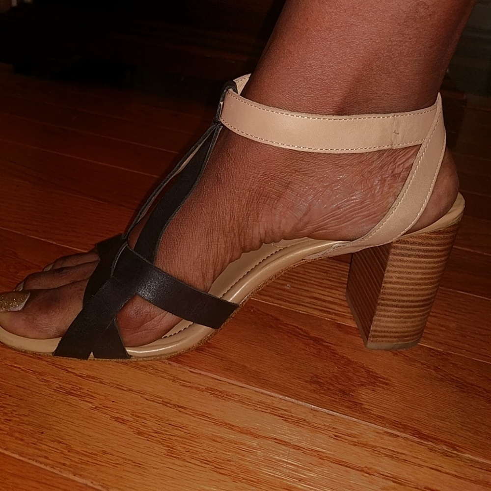 Sandals - Picture 5 of 8